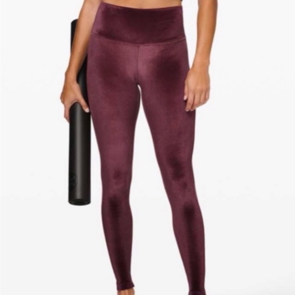 Special Edition Velvet Align Leggings